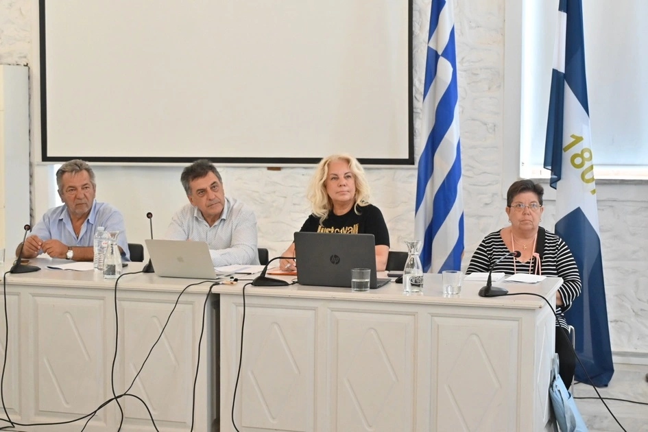 Σύσκεψη Δ. Κουρέτα με τους Δημάρχους Σποράδων στη Σκιάθο για έργα