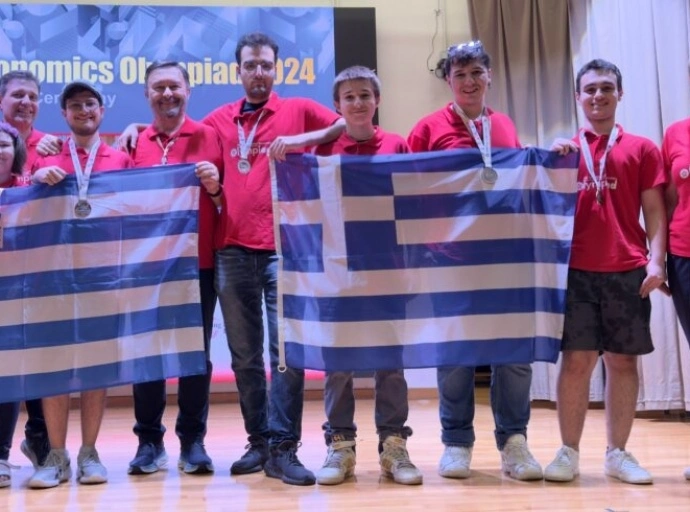 Ένα ασημένιο και τρία χάλκινα στην 7η Διεθνή Ολυμπιάδα Οικονομικών του Χονγκ Κονγκ