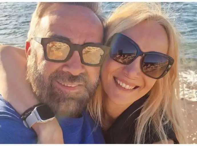 Γρηγόρης Γκουντάρας – Ναταλί Κάκκαβα: Ατύχημα για τον γιο τους – «Δεν ντρέπομαι να παραδεχτώ ότι λύγισα»