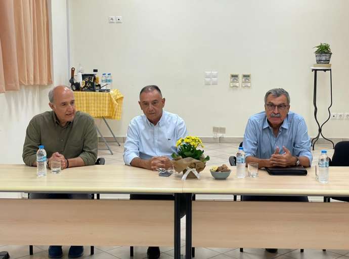 Επίσκεψη Κέλλα στα Κτηνιατρικά Εργαστήρια του ΥΠΑΑΤ