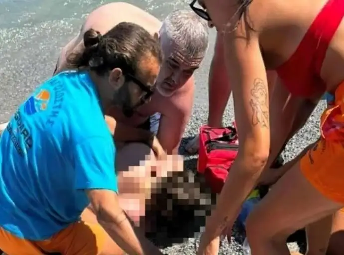 Σώθηκε από ναυαγοσώστες 15χρονος στον Πλαταμώνα