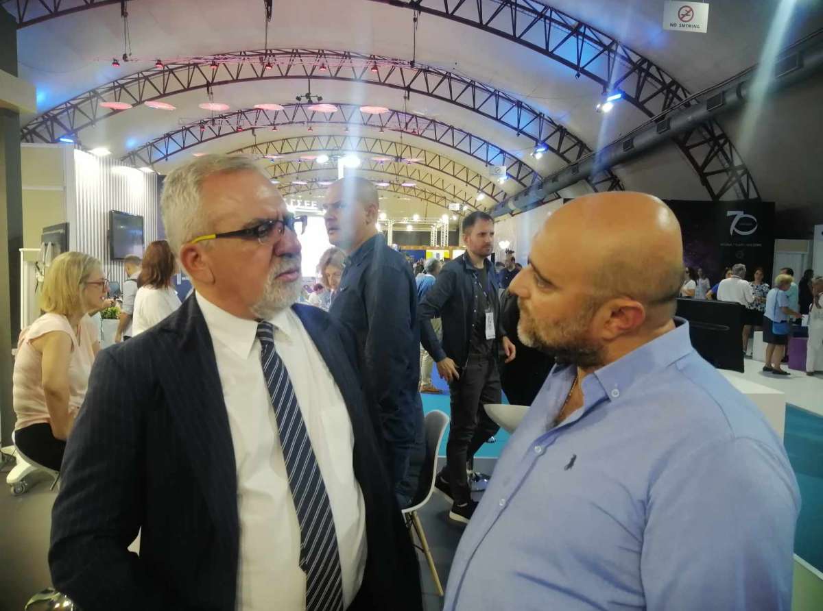 Το "αίμα" νερό (και χρυσός) δεν γίνεται!
