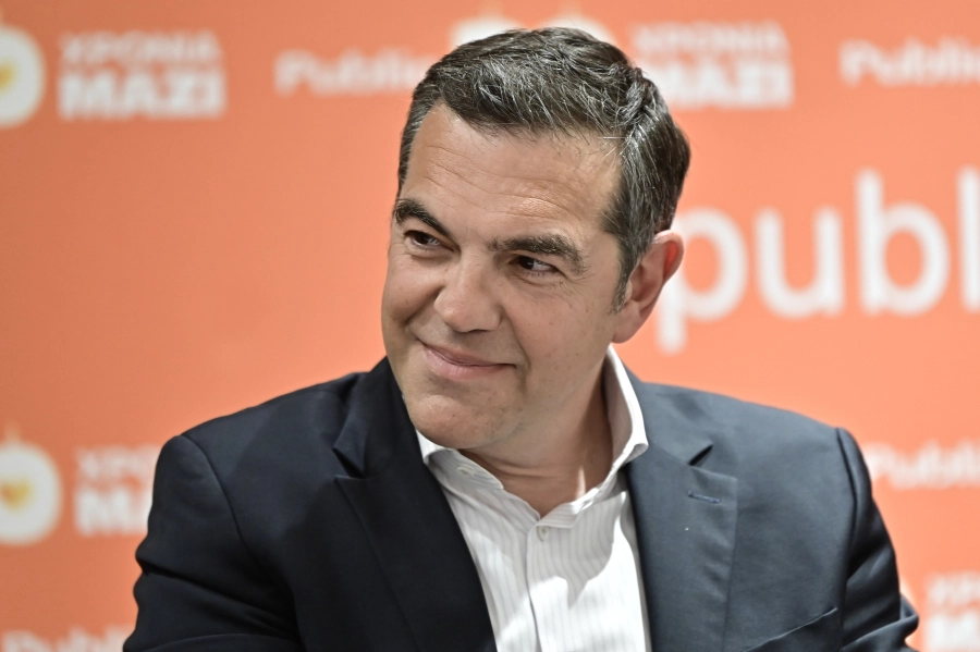 Η σκιά του Αλέξη απειλεί ήδη το ΠΑΣΟΚ στις δημοσκοπήσεις