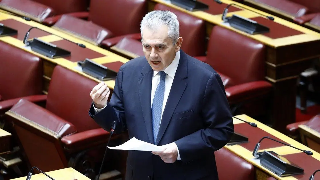 Κομιστές μηνυμάτων σε ασταθείς καιρούς - του Μάξιμου Χαρακόπουλου*