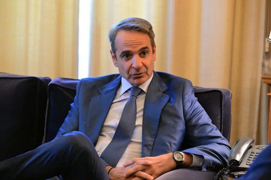 Φρεγάτες σε περιπολίες για πρόσφυγες: Επικίνδυνο πυροτέχνημα Μητσοτάκη