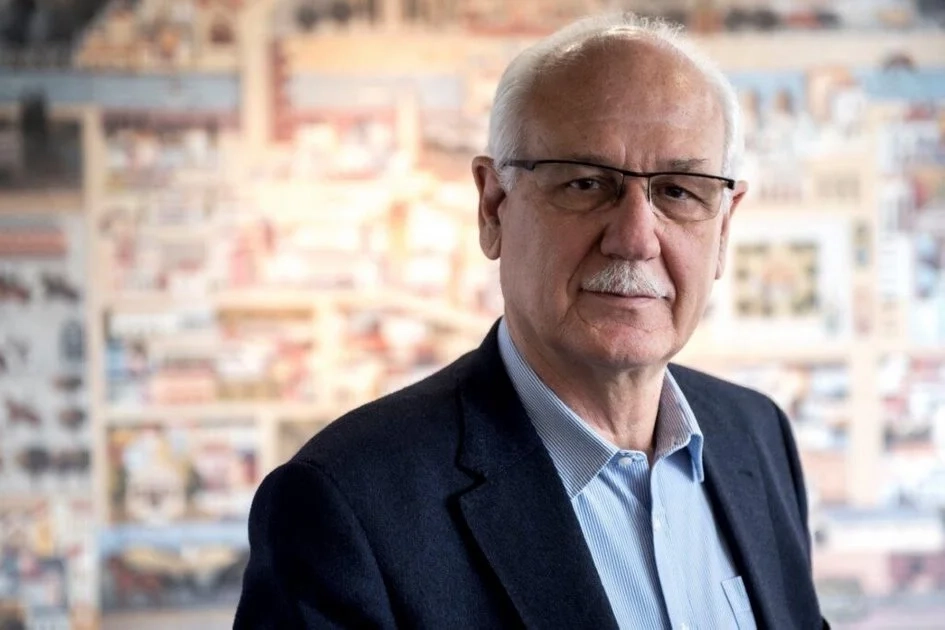 Παρέμβαση Καλογιάννη: Ας αποφασίσουμε... Πόλη του Πολιτισμού, του Ιπποκράτη, του ποδηλάτου ή του καφέ;