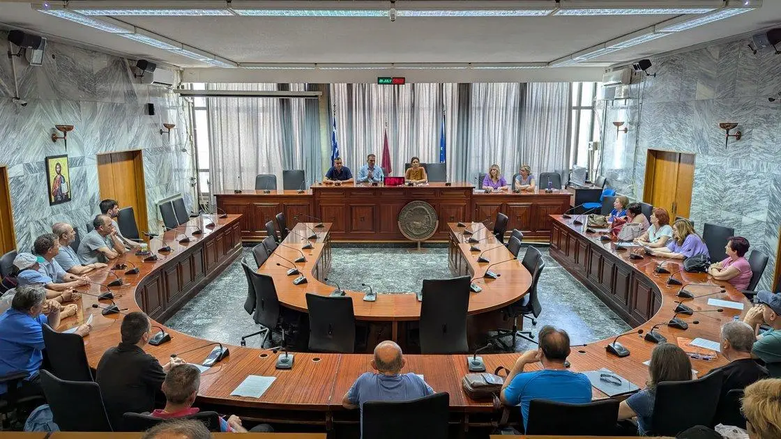 Πρόσληψη 29 ατόμων μέσω "55 και άνω" στον Δ.Λαρισαίων