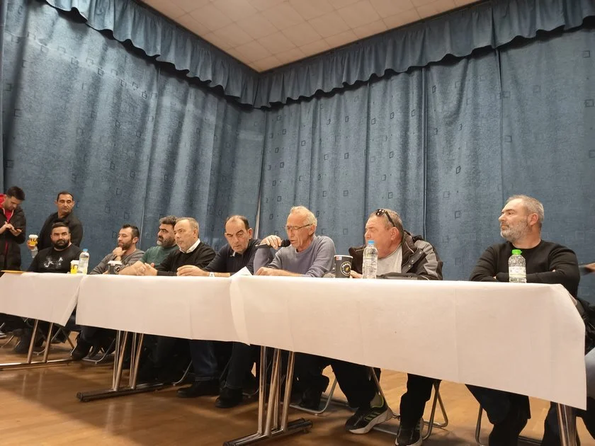 Ξεκίνησε η Πανελλαδική Σύσκεψη των Μπλόκων στη Νίκαια (ΦΩΤΟ)