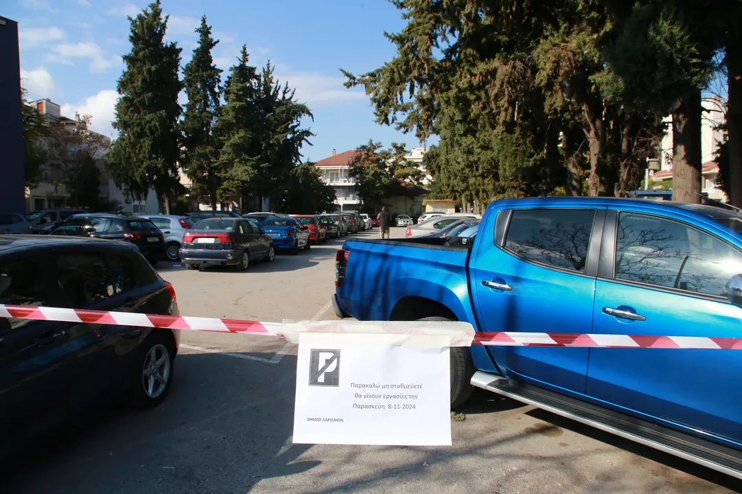 150 νέες θέσεις στάθμευσης άμεσα στη διάθεση των Λαρισαίων