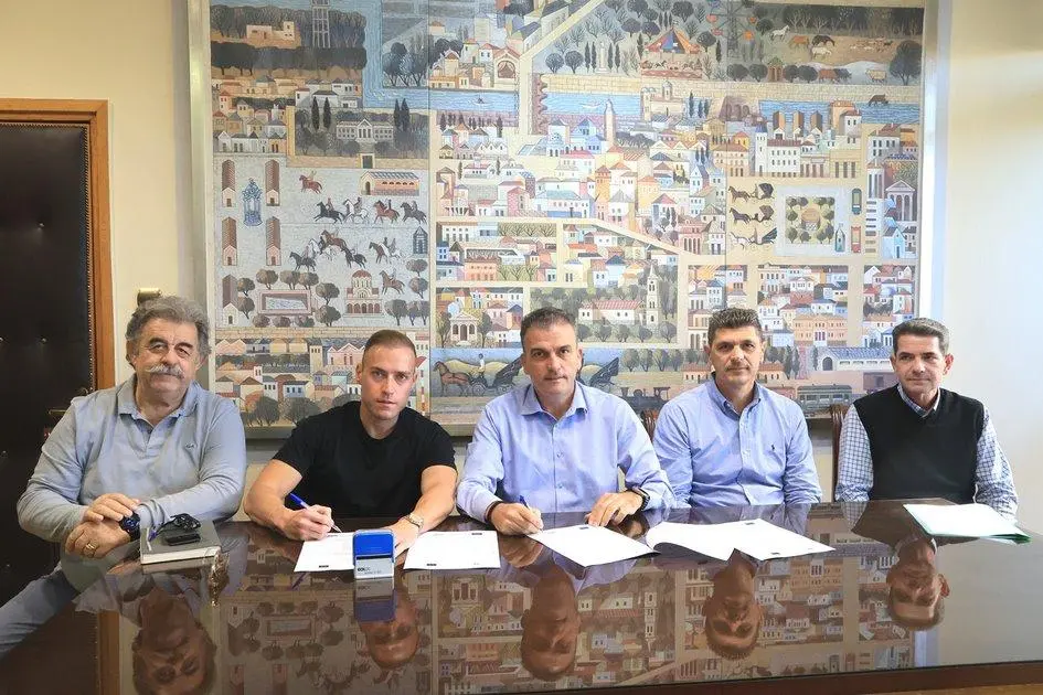 Υπογράφηκε σύμβαση για την κατασκευή πράσινου σημείου από τον Δήμο Λαρισαίων