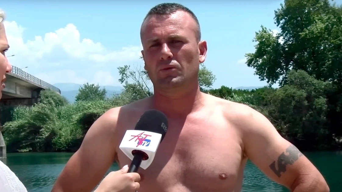 Στο νοσοκομείο με αναπνευστικά προβλήματα ο «ήρωας του Αράχθου» - Τιμάται με την ελληνική υπηκοότητα 