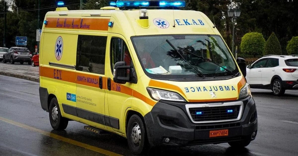 Τροχαίο δυστύχημα στη Λάρισα: Σφοδρή σύγκρουση δύο ΙΧ