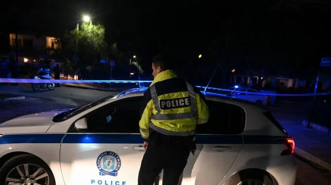 Τρίκαλα: Συλλήψεις για πώληση αλκοόλ και καπνού σε ανήλικους