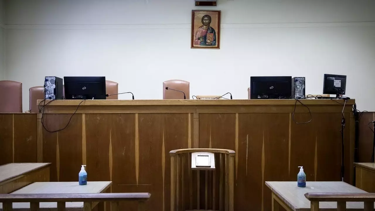 Καθολική αποχή για τα μέλη του Δικηγορικού Συλλόγου Λάρισας