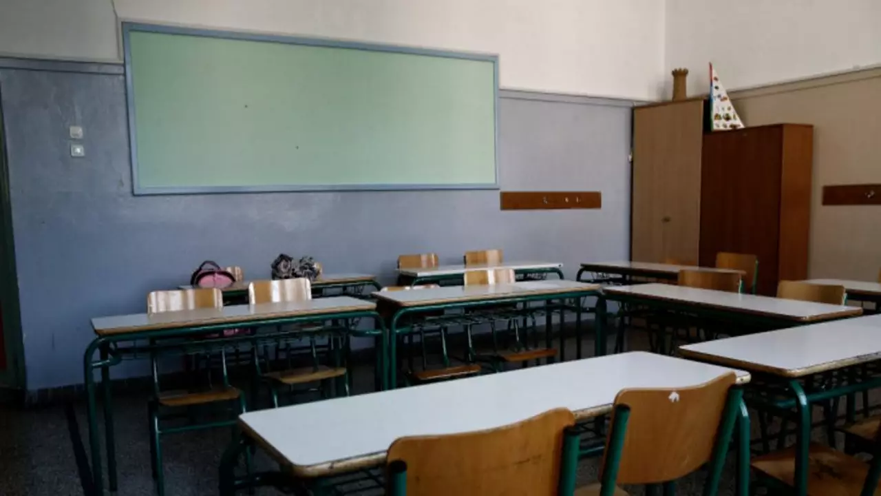 Κάλεσμα στην απεργία της ΔΟΕ από τον Σύλλογο Εκπαιδευτικών Λάρισας "Κ.Κούμας"