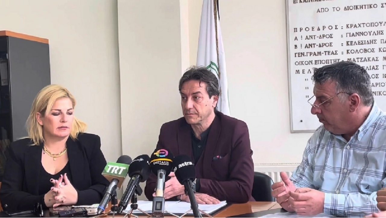 Προς λουκέτο ολοταχώς!!! Συγκέντρωση διαμαρτυρίας Επαγγελματιών στη Λάρισα