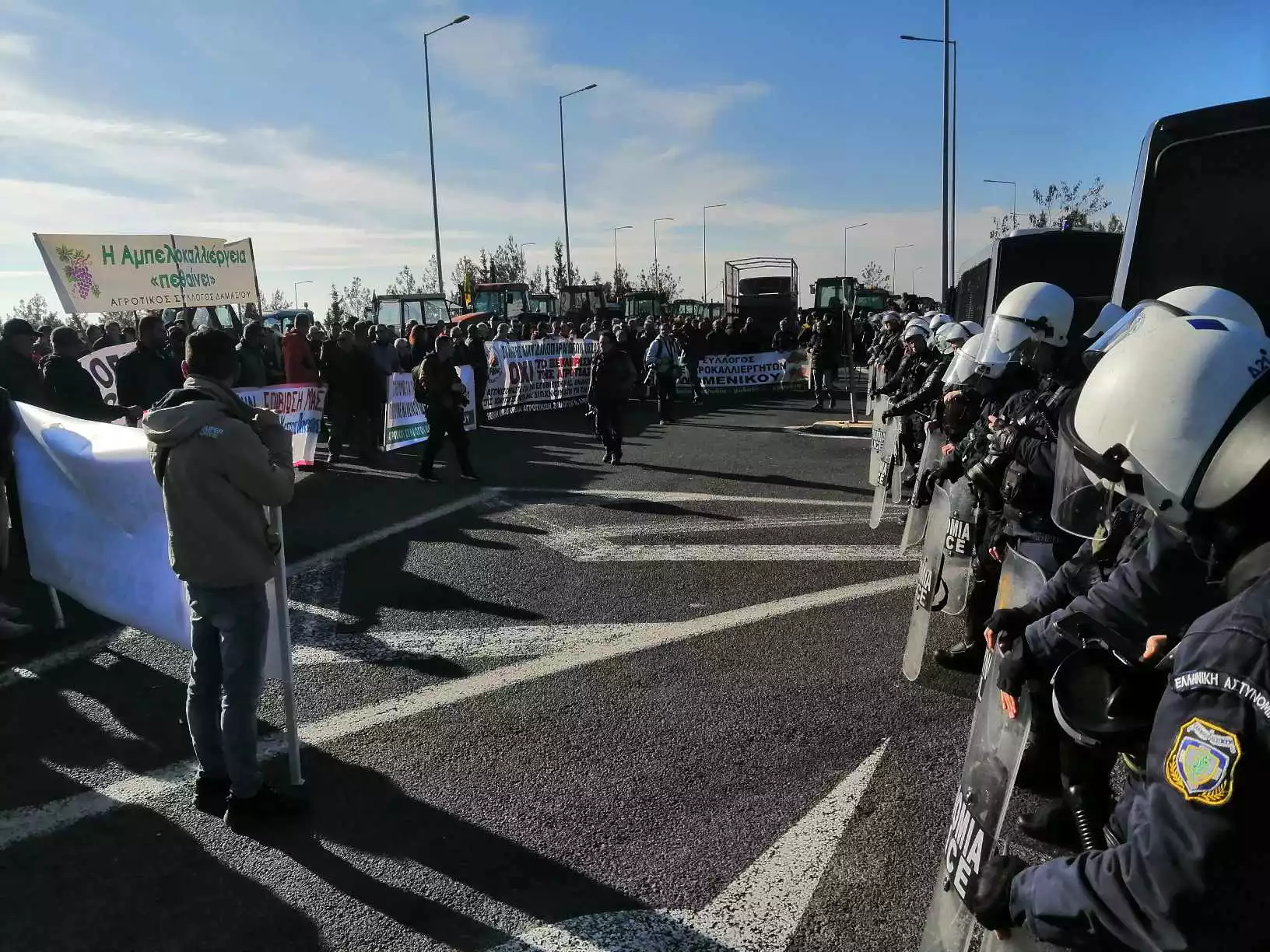 "Ραντεβού στην Περιφέρεια" απ' όλα τα θεσσαλικά μπλόκα