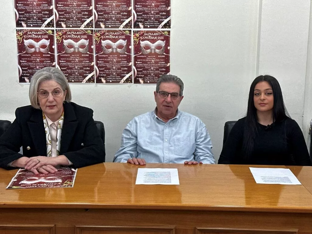 Περισσότεροι από 700 καρναβαλιστές στην παρέλαση των Φαρσάλων