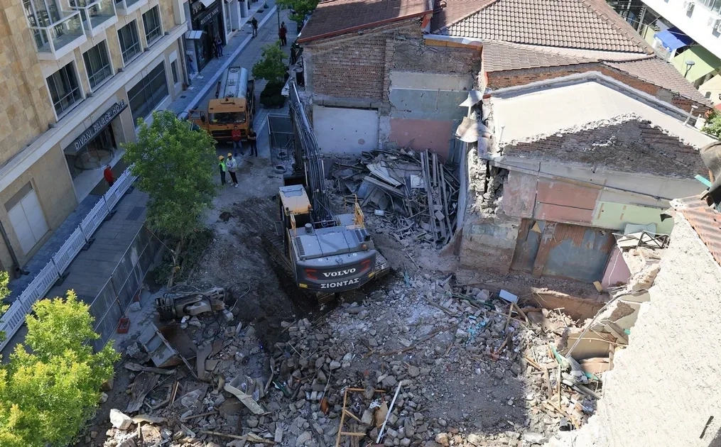 Κλείνει τμήμα των πεζοδρόμων Απόλλωνος - Βενιζέλου - Παπαναστασίου