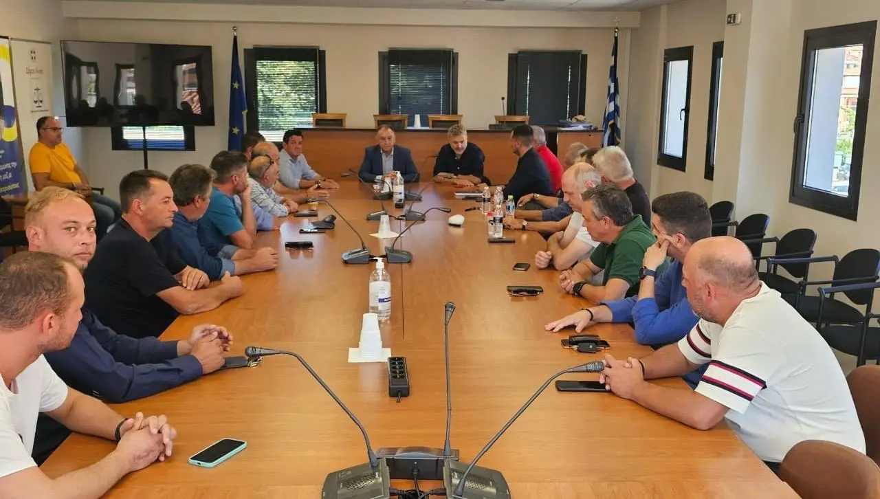 Κέλλας από Αγιά: Στην ίδια πλευρά με τους αγρότες