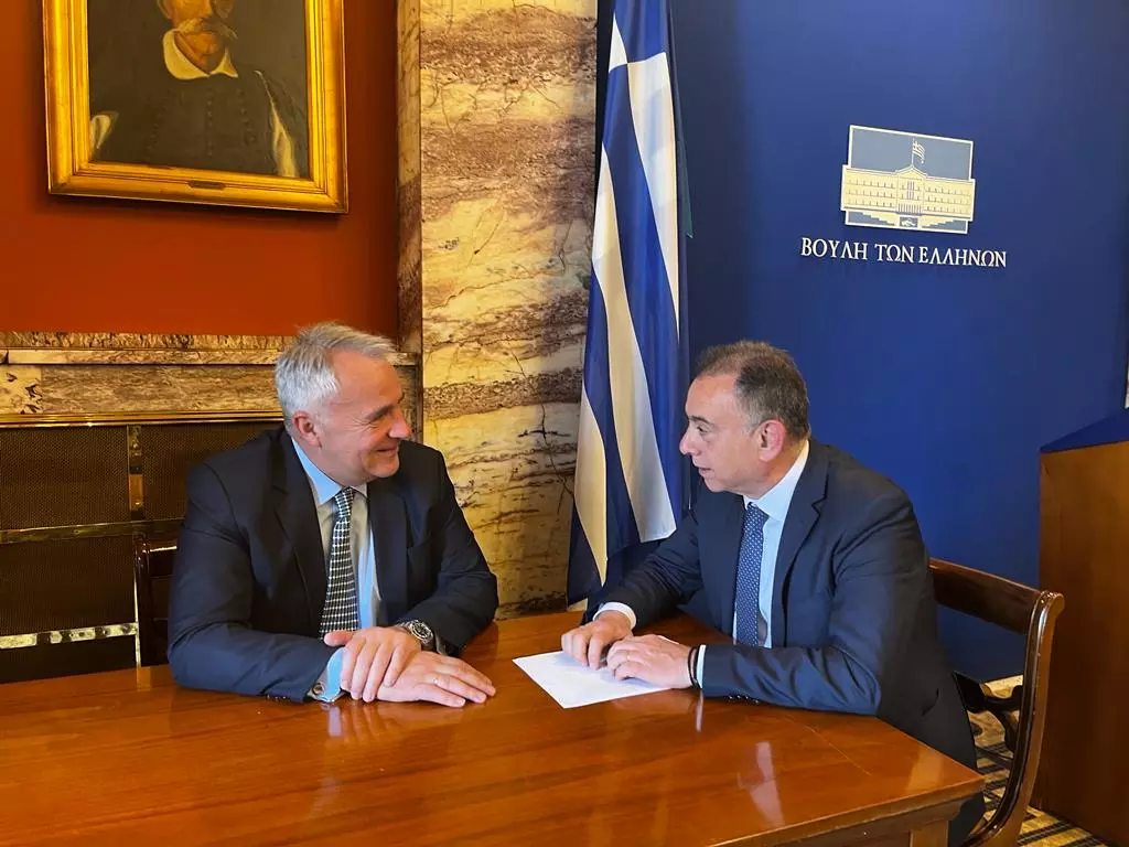 Με Βορίδη αύριο στη Λάρισα ο Κέλλας - Δείτε το λόγο 