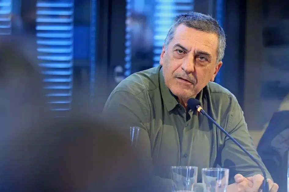 Κουρέτας: Το σχολείο είναι ο κόσμος σας