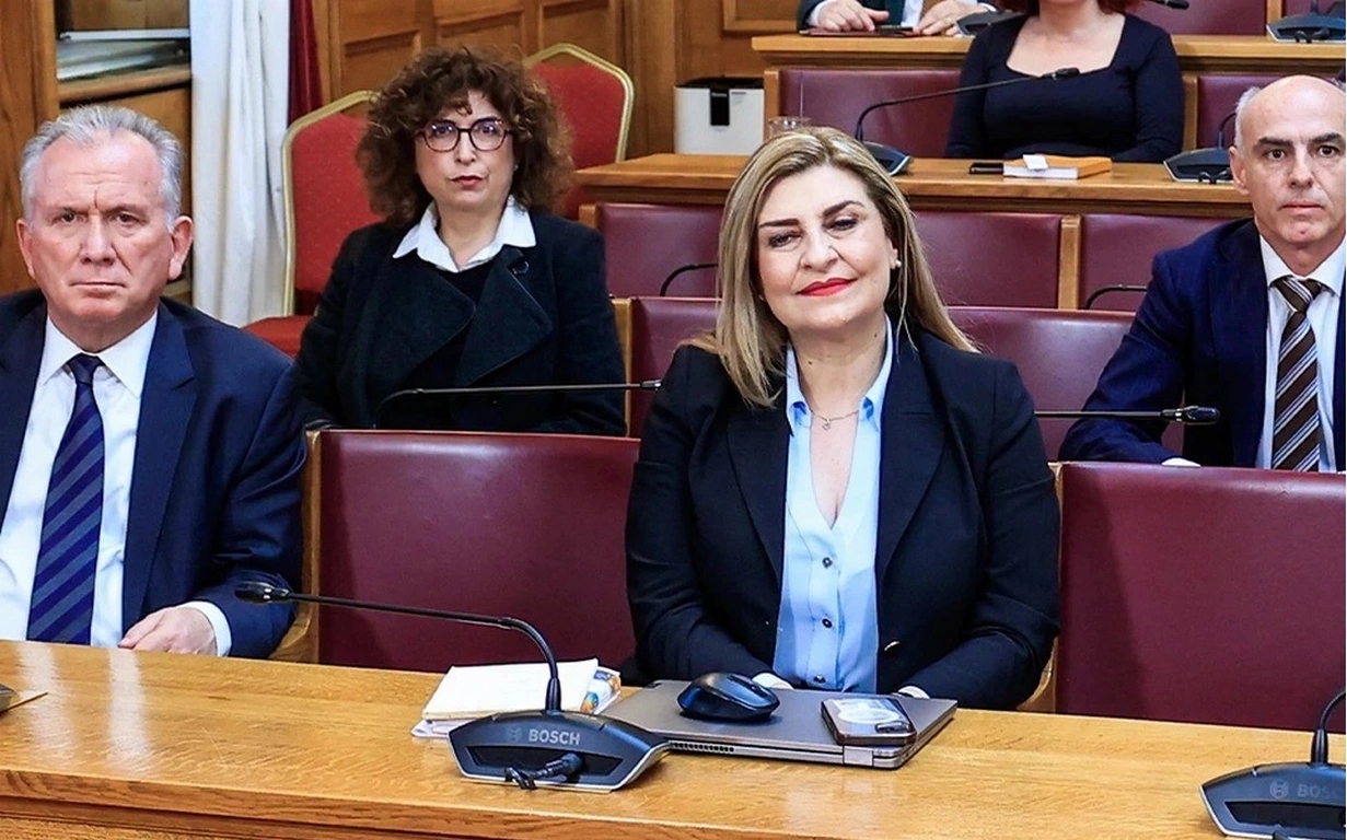 ΠΑΣΟΚ: Δεν αντικαταστήσαμε την Ε.Λιακούλη στην Προανακριτική 