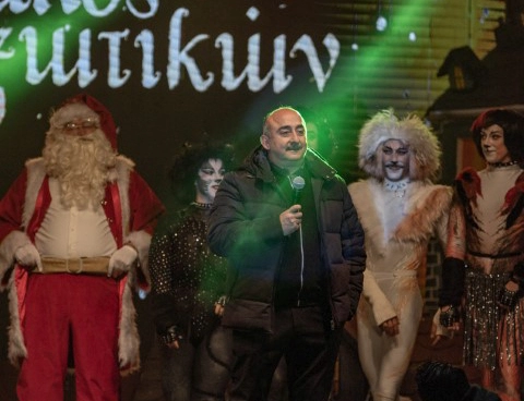 Έξαλλος με Τσαλίκη ο Σακκάς, σκέφτεται μηνύσεις!