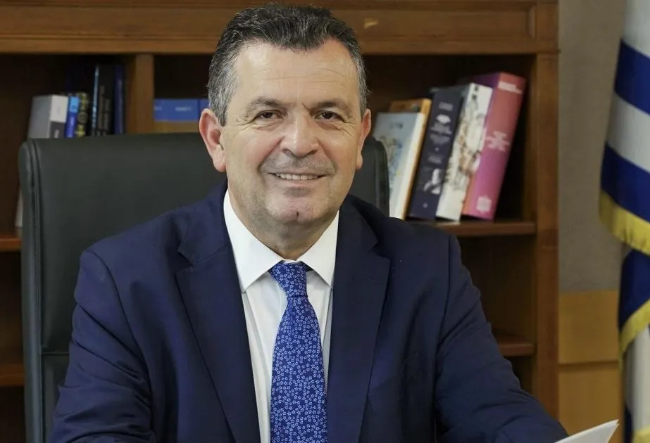 Μπουκώρος: Δεν με αγγίζουν...