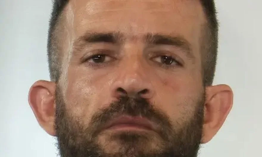 Αυτός είναι ο 37χρονος που βίασε την 16χρονη στην Πάτρα – Δόθηκαν στην δημοσιότητα τα στοιχεία του (φωτο)