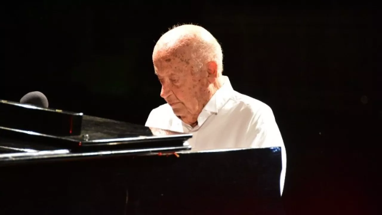 Μίμης Πλέσσας: Αύριο, Τετάρτη, η κηδεία του