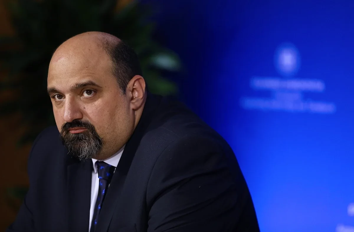 Βουλή | Μετωπική για τα Τέμπη - Παραιτήθηκε ο Τριαντόπουλος (LIVE)