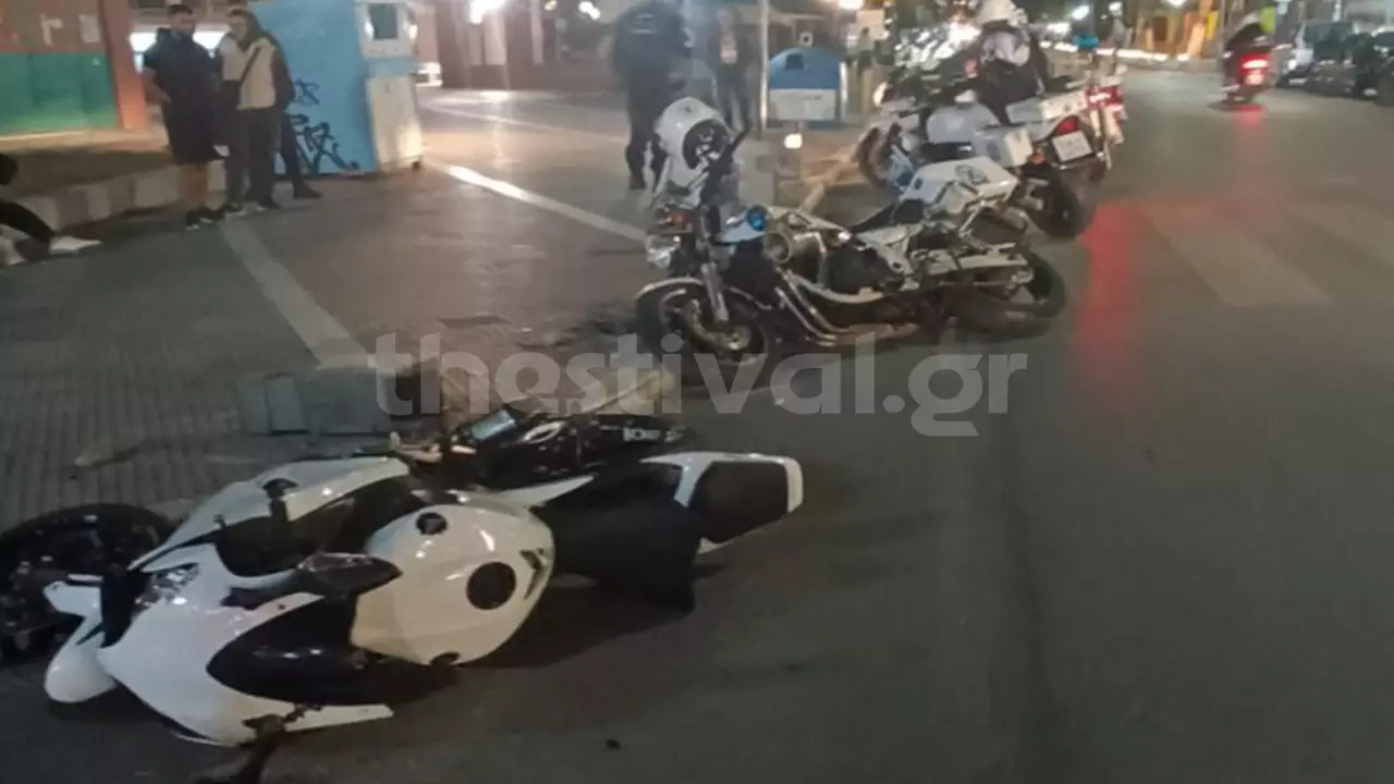 Καρφώθηκε με τη μηχανή του σε δικυκλιστή της Ομάδας Ζ και το έβαλε στα πόδια