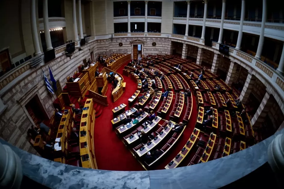Τέμπη | Με 154 δεκτή η πρόταση της ΝΔ για την προανακριτική Καραμανλή