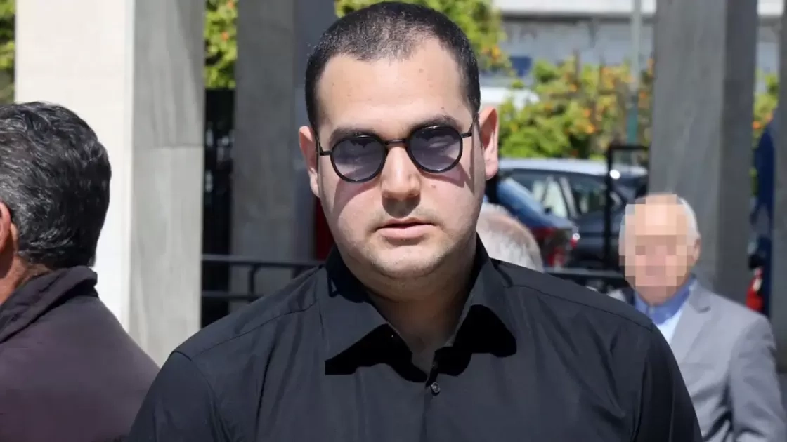 Ο Χρίστος Κούγιας ξέσπασε: «Γράφατε ότι έφυγαν όλοι οι πελάτες του πατέρα μου λόγω χαμηλού επιπέδου δικηγόρων»