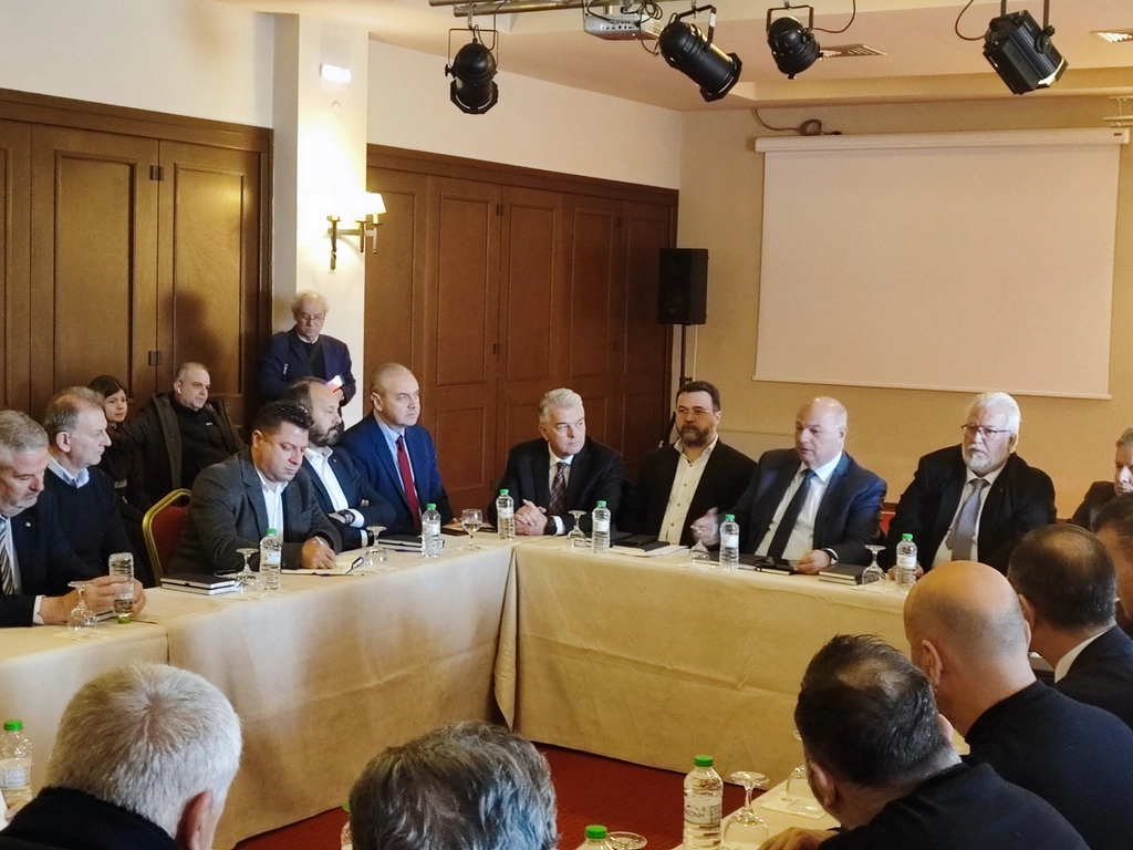 Ο Δήμος Ελασσόνας κατέθεσε ήδη 5 προτάσεις για την βελτίωση της αγροτικής οδοποιίας
