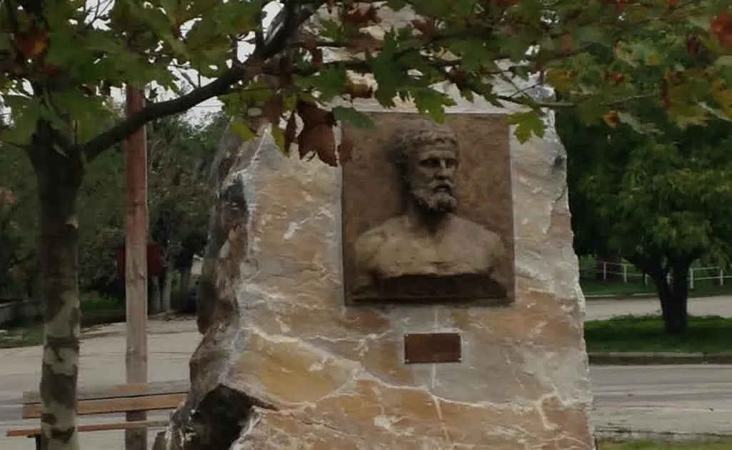  Ξέρετε από ποιο χωριό των Φαρσάλων καταγόταν ο θρυλικός Έλληνας Ολυμπιονίκης Πολυδάμας; 