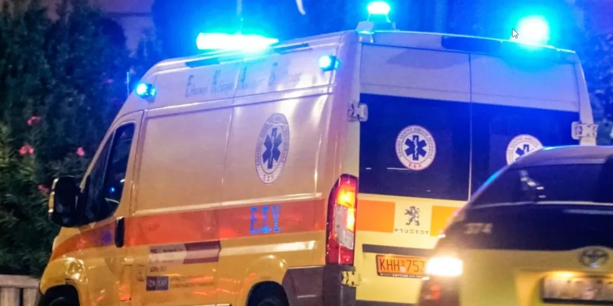 Σοβαρό τροχαίο στην Βόλου - Λάρισας | Μηχανή εξετράπη και μπήκε στο αντίθετο ρεύμα!