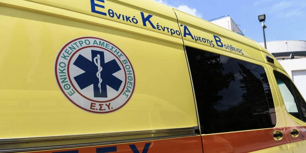 Σοβαρός τραυματισμός άνδρα από φορτηγό στον Αμπελώνα