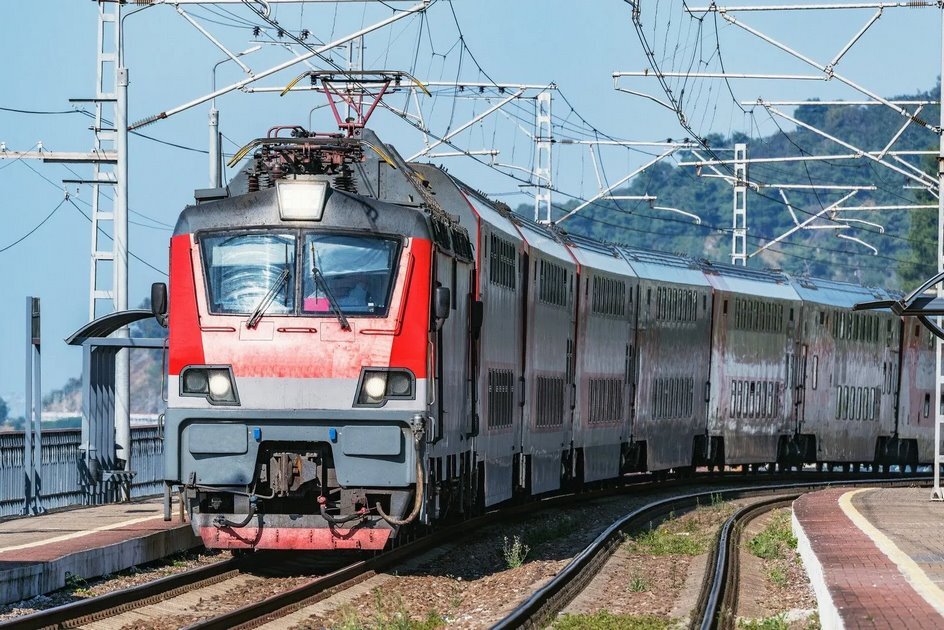 Πότε παραδίδεται το έργο αποκατάστασης στο τμήμα Δομοκός–Λάρισα