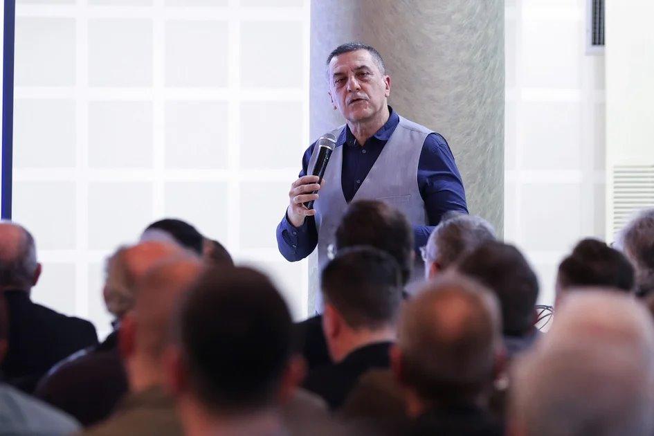 Συστάσεις Κουρέτα για την αντιμετώπιση της ευλογιάς