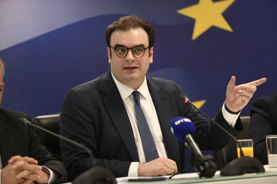 Επίσκεψη Πιερρακάκη στη Λάρισα 