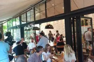 4c9c17fa-2a9f-4bab-8cd7-e8239b07df9f_original