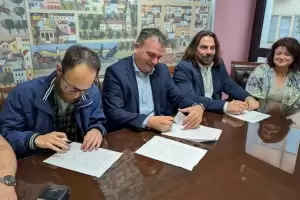 Dimos_Larissaion-Symvasi_gia_diaxeirisi_kladematon_original